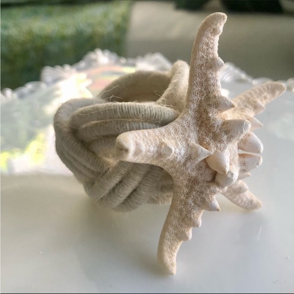 NWT 6) Woven White Bumpy Starfish Napkin Ring Holders - Picture 2 of 7